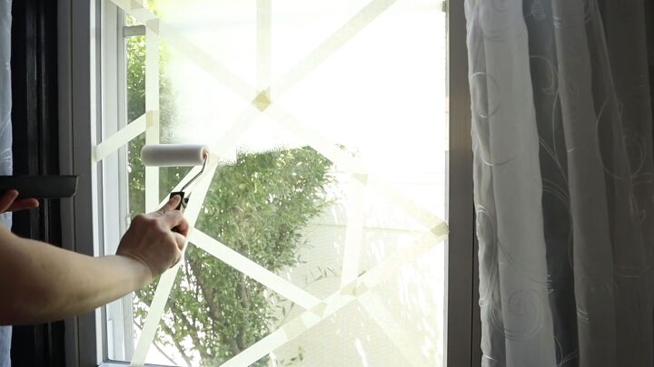 Affordable Window Privacy Idea: How to Use Elmer's Glue to Frost Glass ...