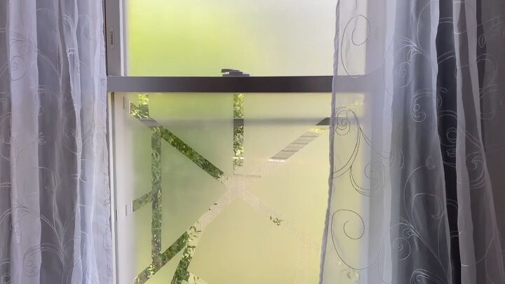 Affordable Window Privacy Idea: How to Use Elmer's Glue to Frost Glass ...
