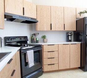 cmo hacer que los armarios de cocina de roble parezcan modernos sin pintura, actualizar los armarios de cocina sin pintura