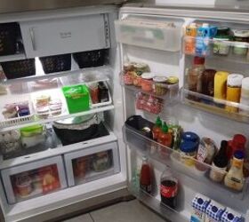 Organize a fridge with a tension rod