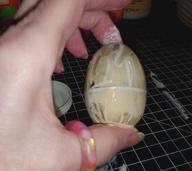 reutiliza huevos de pascua de plstico