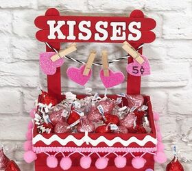 cabina de besos de san valentn en dollar tree