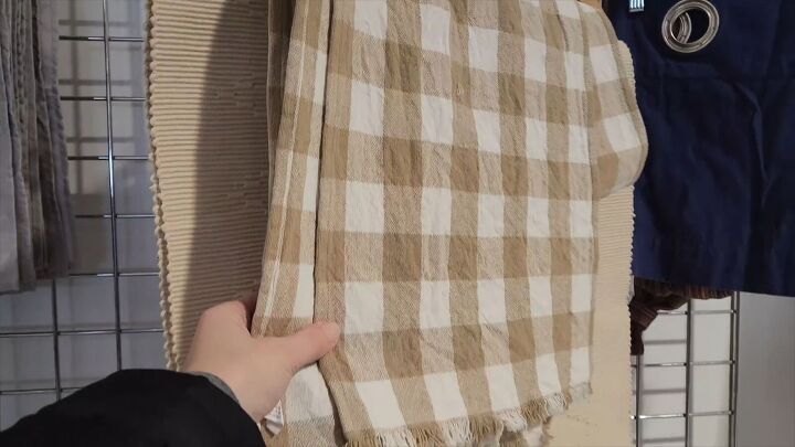 Using Rugs As Table Runners How To Make a Rug From Table Runners: A Cheap and Easy DIY Project ...
