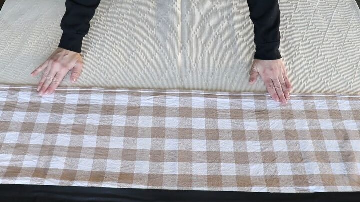 How To Make a Rug From Table Runners: A Cheap and Easy DIY Project ...