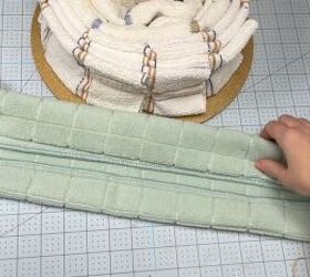 Trifold towel