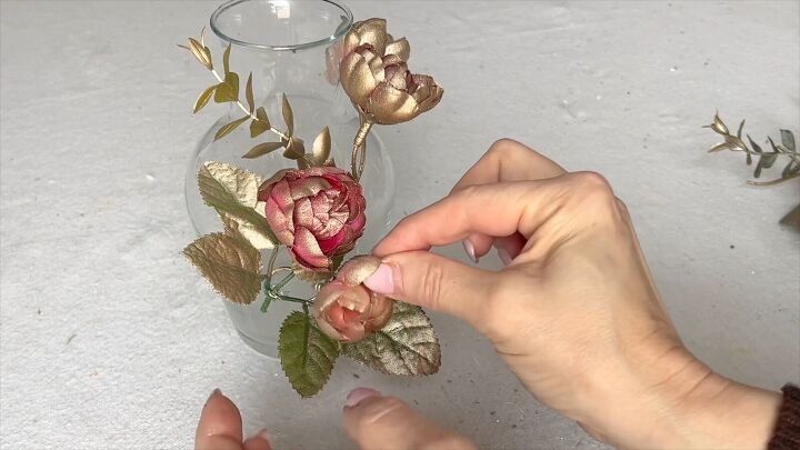 Gold spray-painted flower vase projects