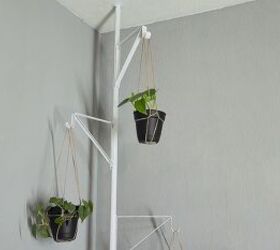 Gorgeous hanging garden in the corner of a home