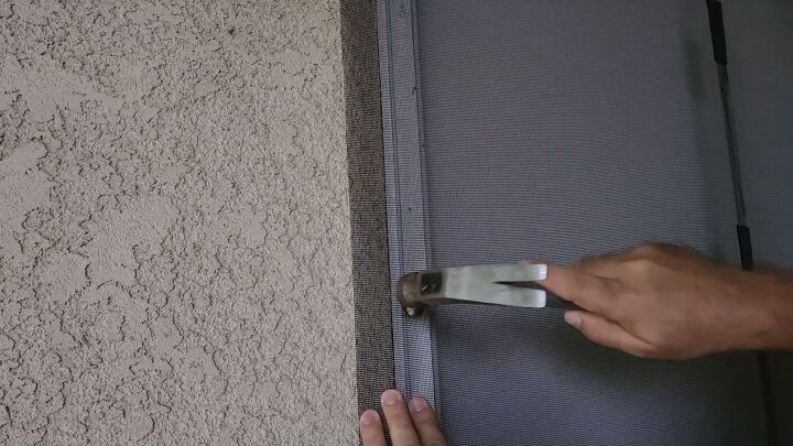How to add a screen door