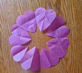 decoracin de mesa con corazones de papel de seda