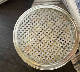 diy tapas de germinacin para mason jars, Vista de los brotes en el tarro de germinaci n con una tapa de malla de germinaci n DIY