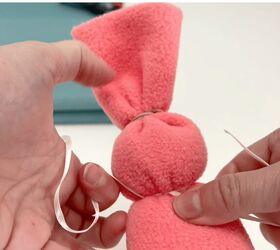 easy fleece bunny with video tutorial hazlo en 10 minutos