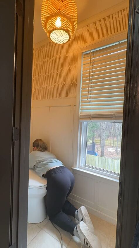 water closet makeover, Painting the board and batten and trim