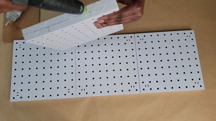 DIY pegboard shelf separator for wardrobe