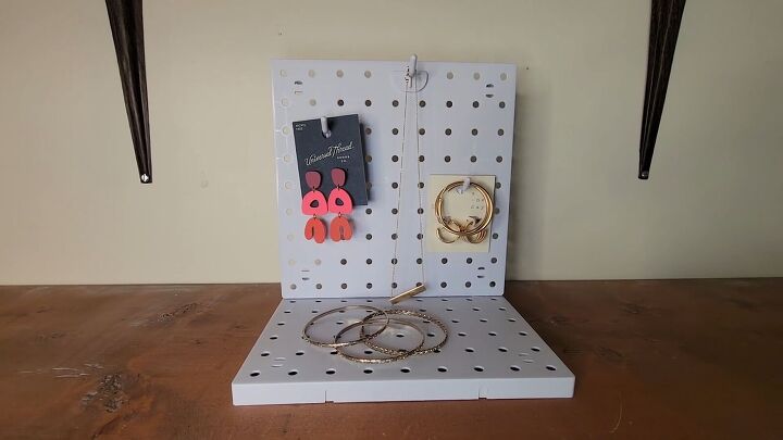 Handmade jewelry organizer