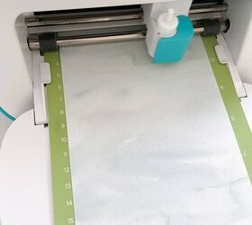 ideas diy para el da de la madre, Cortando tinta infusible con una Cricut Joy