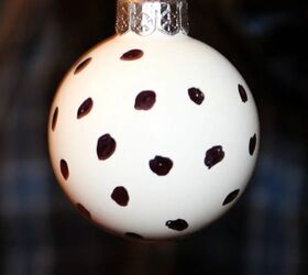 crea adornos nicos con sharpie extreme, sharpie chrismas ornaments polka dot