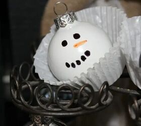 crea adornos nicos con sharpie extreme, sharpie chrismas ornamentos snowman