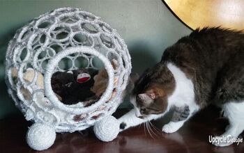 An Unconventional Ball-Shaped Cat Bed DIY