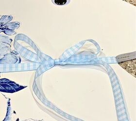 conejito inspirado en porcelana azul y blanca