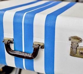 maleta vintage makeover nica en decoracin, Maleta pintada de blanco con cinta de pintor azul a modo de rayas