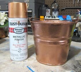 pintar con spray un cubo galvanizado con pintura metalizada, Rust Oleum Metallic Copper Spray Paint se puede utilizar para pintar metal