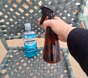 Homemade mosquito spray with mouthwash