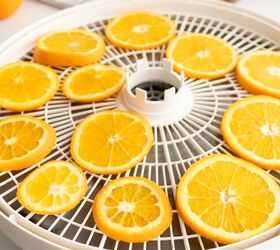 tradiciones navideas cmo hacer fciles adornos de naranja seca para cristo, Deshidratando Naranjas para Manualidades Navide as