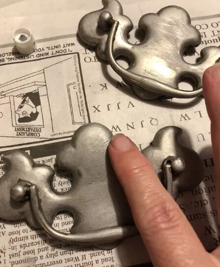 Using Rub 'n Buff on drawer hardware by Lynnette Soltwedel