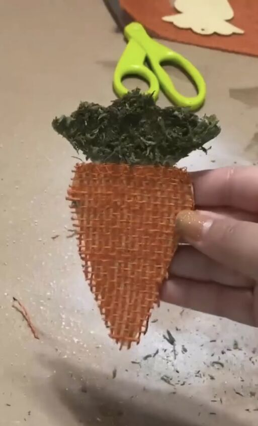 Carrot ornament