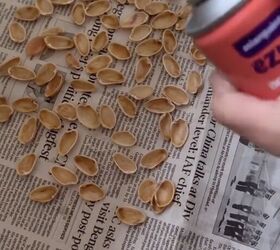 crafts with pistachio shells, Painting the pistachio shells