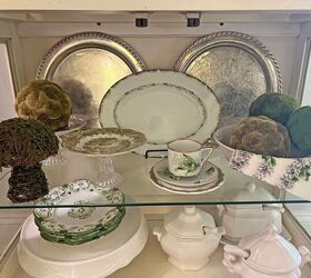 spring green inspired china cabinet decor styling, inspiraci n verde primavera para decorar un armario de porcelana
