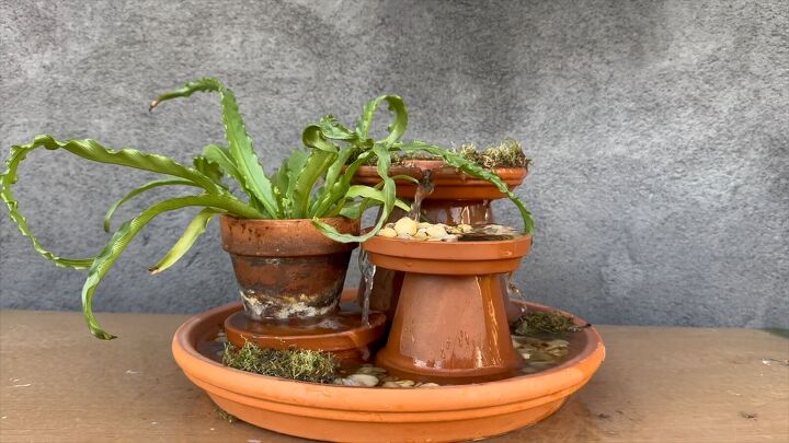 Planter pot fountain