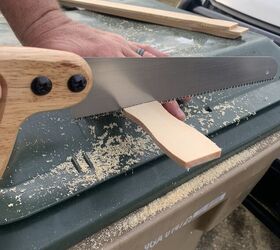 You might want to grab a pack of paint stirrers and an old frame when you see this easy, high-end wall accent