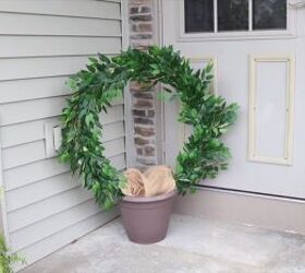 Porch Decor: How to Make a Pool Noodle Topiary Wreath Planter