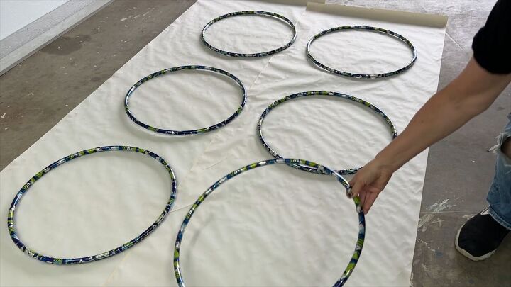 Crafting a hula hoop table for outdoor spaces