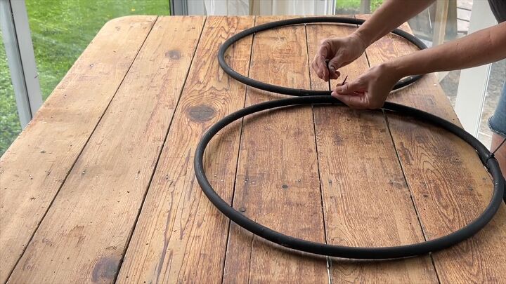 Creating a stylish outdoor end table with hula hoops