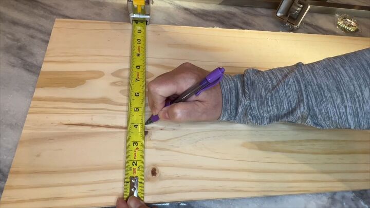 How to make a towel rack