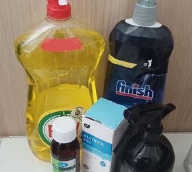 DIY shower spray recipe with rinse aid