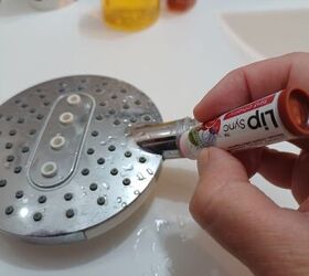 How to Stop a Leaking Shower Head With Chapstick
