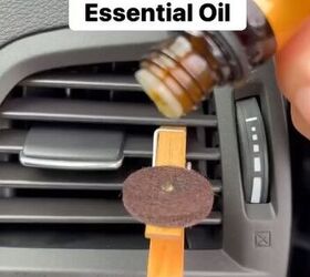 Adding essential oil to a felt pad