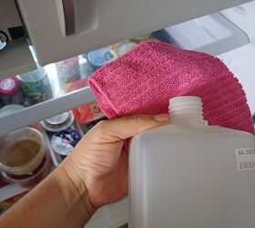 Cleaning your fridge with rubbing alcohol