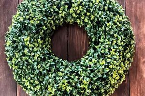 The simple way to seriously upgrade a cheap boxwood wreath