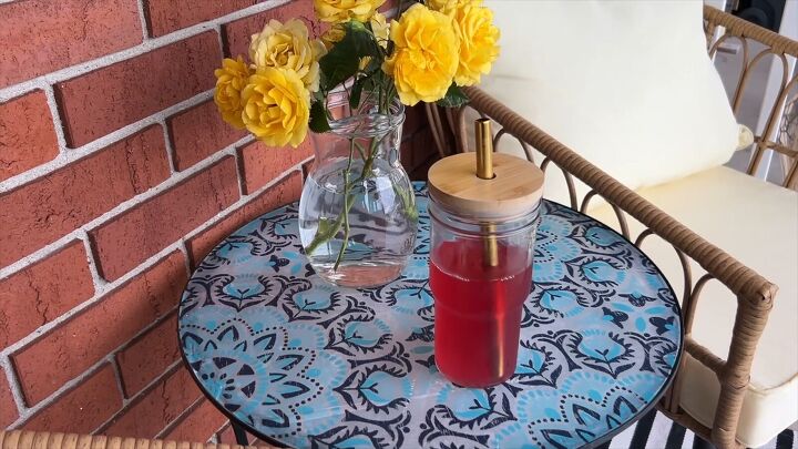 DIY patio table makeover