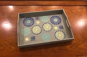 This might be the prettiest way to refresh an old, boring tray