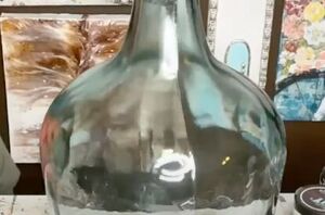 Grab your glass vases for this lovely and timeless update