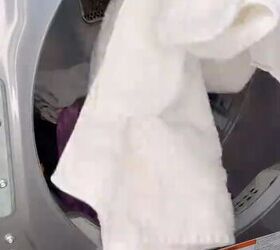 Here's why you might be washing your towels wrong (and what to do instead!)