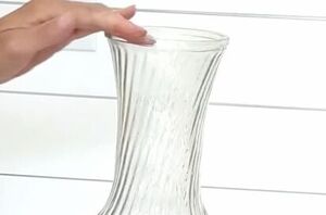 This has got to be the prettiest thing you can do to a plain glass vase