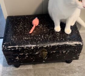 Instead of tossing this ripped-up leather chest, she did something so stylish