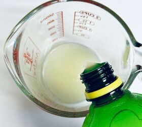 Mix lemon juice and vinegar for this 10-minute kitchen safety trick