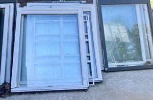 Save your old windows for this gorgeous decor idea